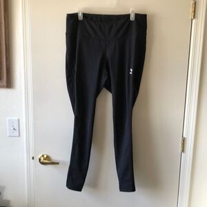 Adidas Women’s 3 Stripe Leggings Size 2X gently used Black/black
